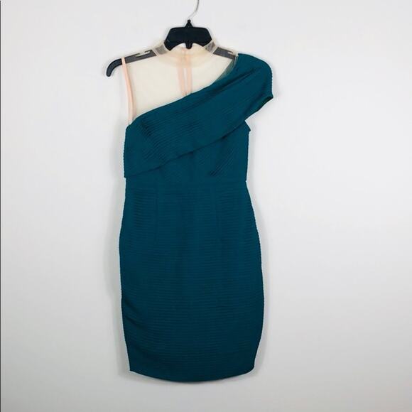Aijek Toga Dress Green Revolve - Picture 5 of 6